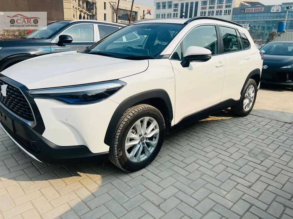 Toyota Corolla Cross 2025 for Sale in Islamabad Toyota Corolla Cross 2025 for Sale in Islamabad Image-5