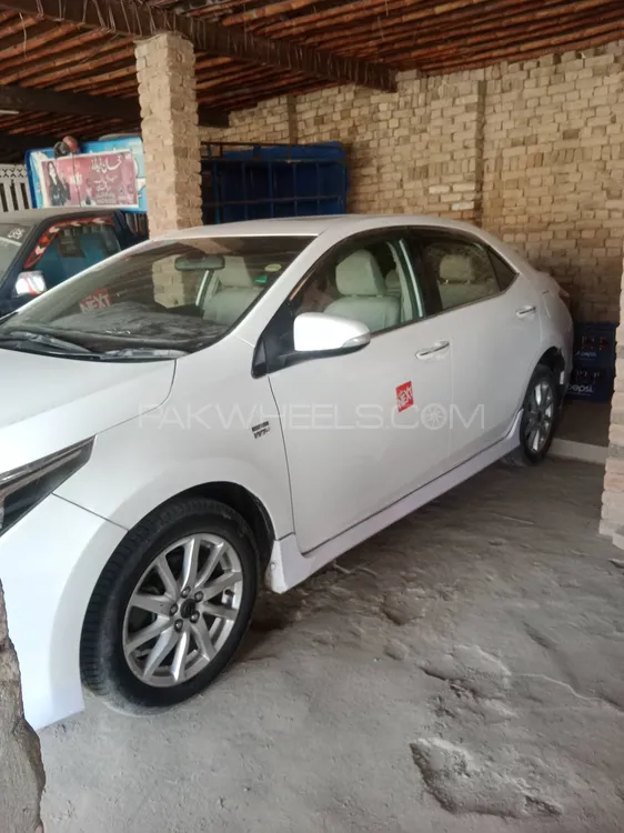 Toyota Corolla 2016 for Sale in Darya khan Image-1