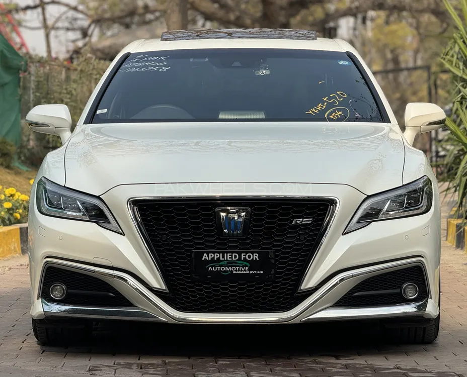 Toyota Crown 2020 for Sale in Islamabad Image-1