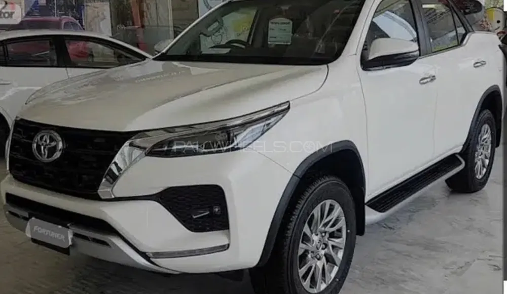 Toyota Fortuner 2022 for sale in Karachi