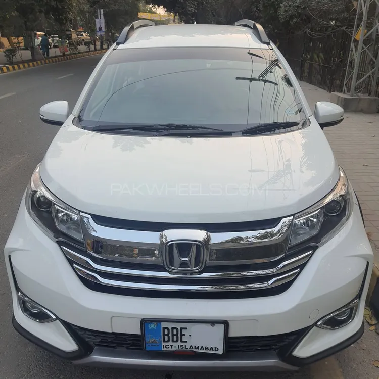Honda BR-V 2023 for Sale in Lahore Image-1