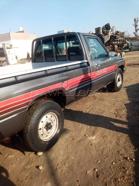 Toyota Hilux 1988 for sale in Charsadda