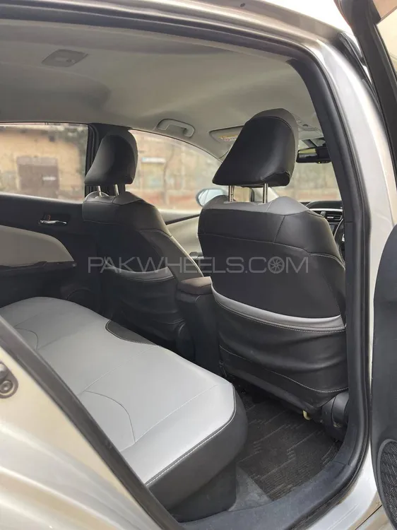 Toyota Prius 2016 for sale in Faisalabad