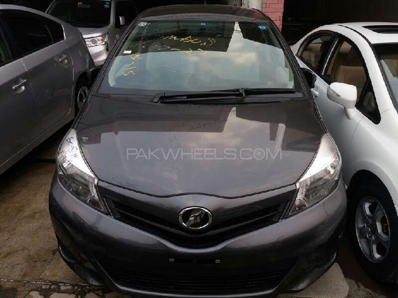 ٹویوٹا وِٹز 2012 for Sale in لاہور Image-1