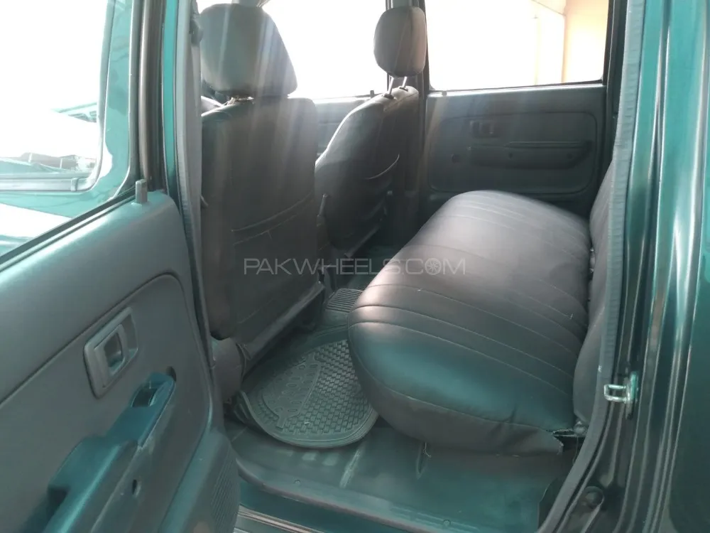 Toyota Hilux 2000 for sale in Islamabad