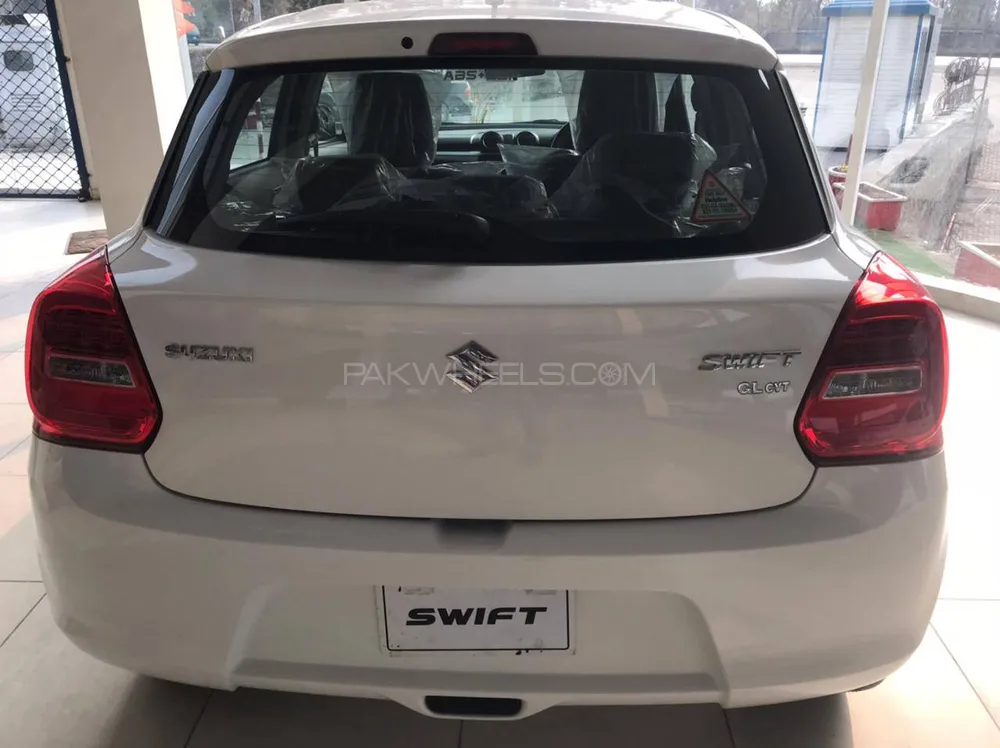 Suzuki Swift 2024 for sale in Karachi