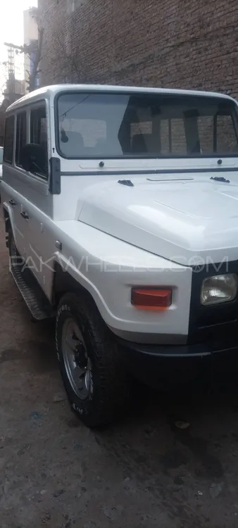 Jeep Cherokee 2005 for sale in Peshawar