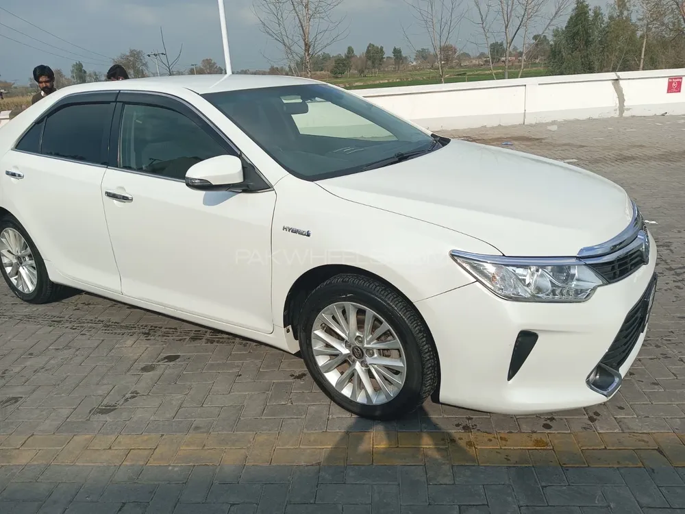 Toyota Camry 2014 for Sale in Phalia Image-1