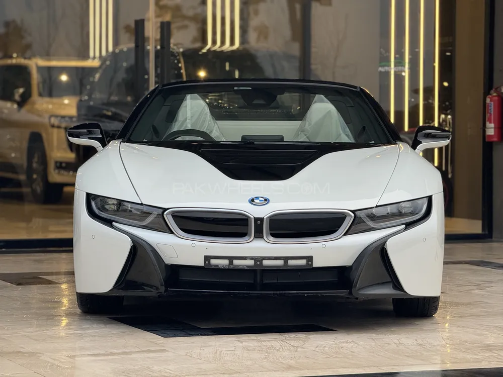 BMW i8 2018 for sale in Islamabad