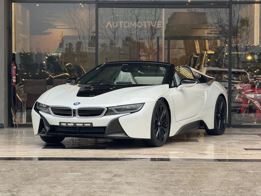 BMW i8 2018 for Sale in Islamabad Image-1