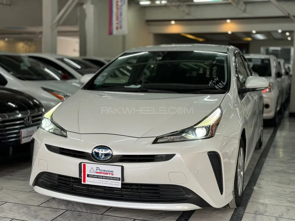 Toyota Prius 2020 for sale in Peshawar