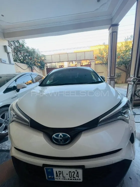 Toyota C-HR 2018 for sale in Hayatabad