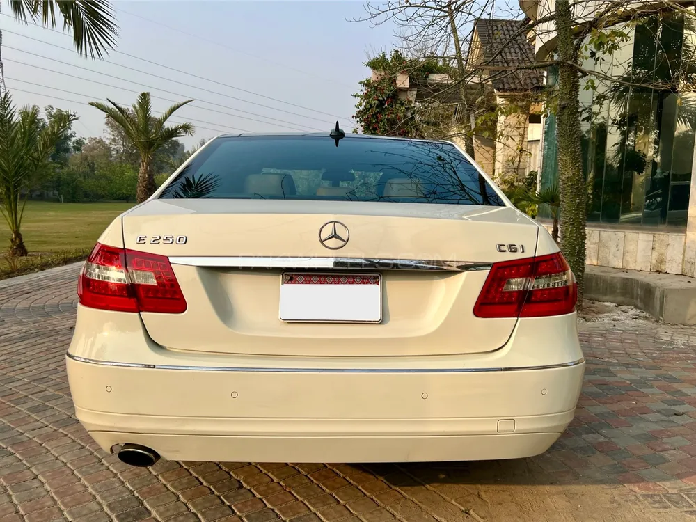 Mercedes Benz E Class 2011 for sale in Lahore