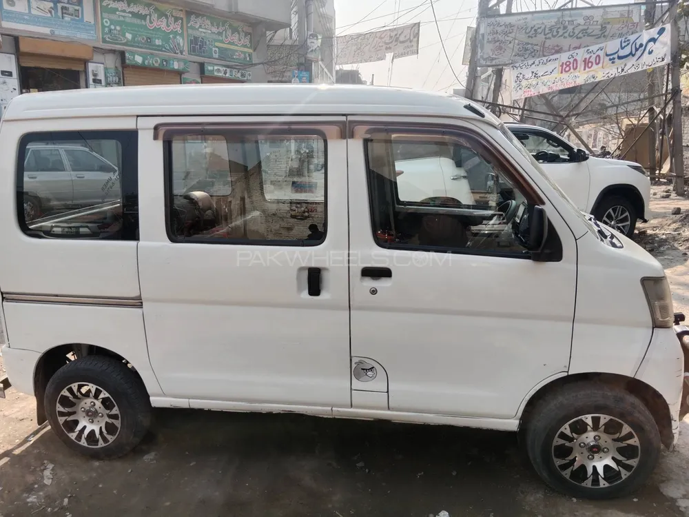 Daihatsu Hijet 2015 for sale in Gujranwala
