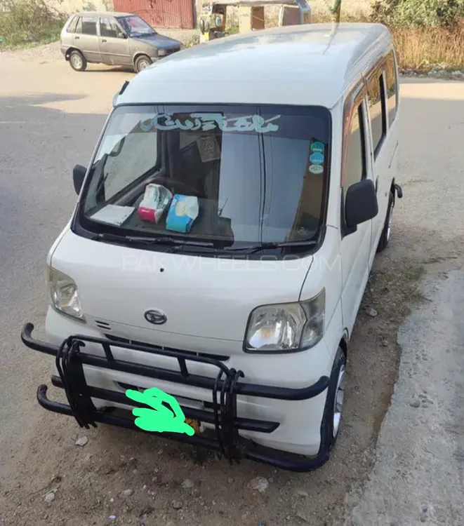 Van hot sale 2011 olx