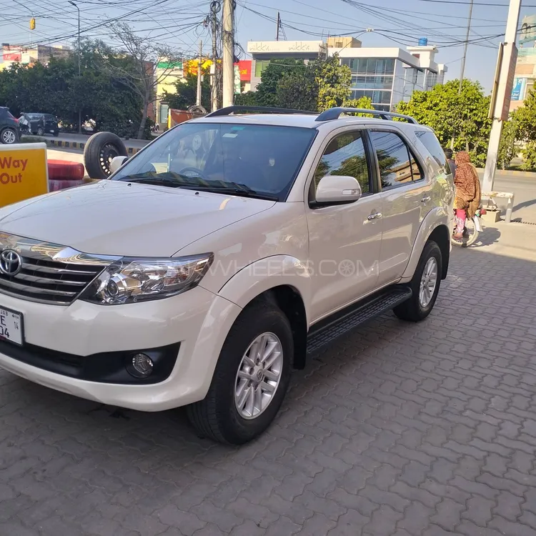 Toyota Fortuner 2014 for Sale in Multan Image-1