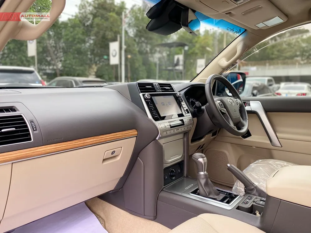 Toyota Prado 2019 for Sale in Karachi Toyota Prado 2019 for Sale in Karachi Image-10