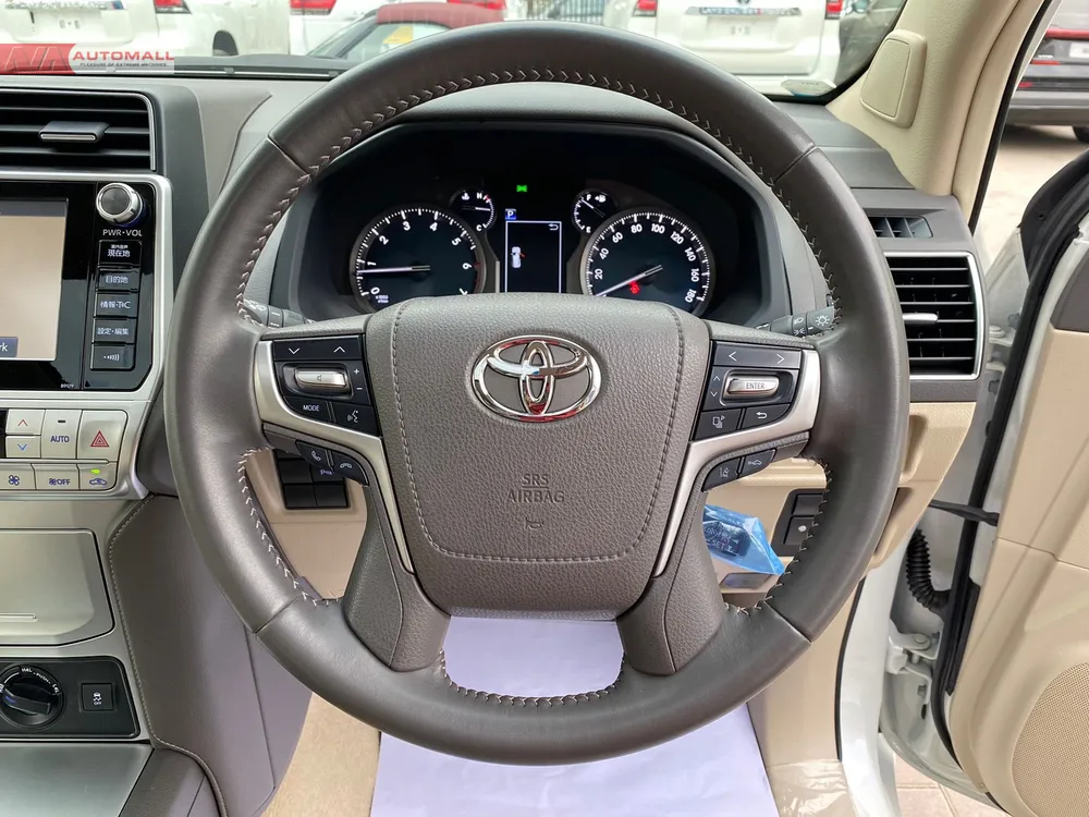 Toyota Prado 2019 for Sale in Karachi Toyota Prado 2019 for Sale in Karachi Image-13