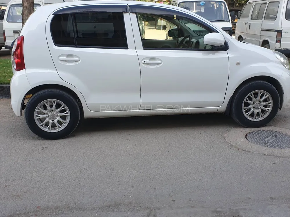 Daihatsu Boon 2013 for sale in Karachi