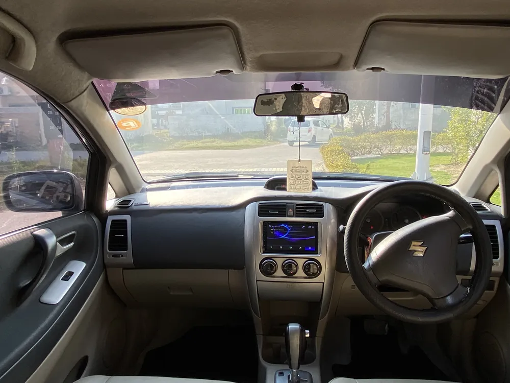 Suzuki Liana 2010 for Sale in Gujranwala Image-1