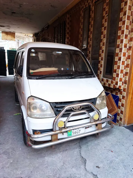 FAW X-PV 2016 for sale in Lahore