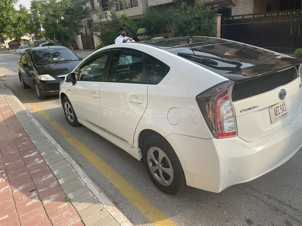 Toyota Prius 2014 for sale in Faisalabad