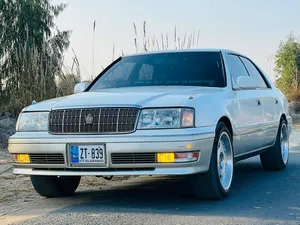 Toyota Crown Royal Saloon 1995 for Sale