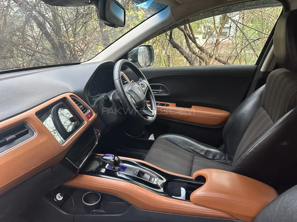 Honda Vezel 2015 for sale in Islamabad