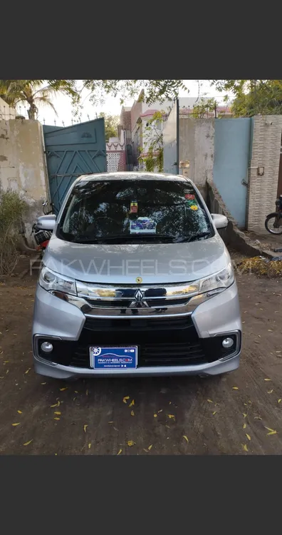 Mitsubishi EK Custom 2017 for Sale in Hyderabad Image-1