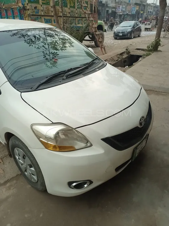 Toyota Belta 2012 for Sale in Gujrat Image-1