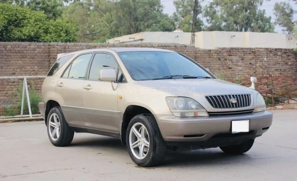 Toyota Harrier 2002 for sale in Islamabad