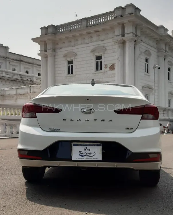 Hyundai Elantra 2021 for sale in Burewala