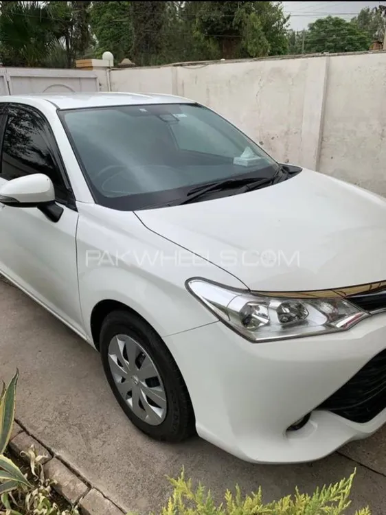 Toyota Corolla Axio 2015 for sale in Peshawar
