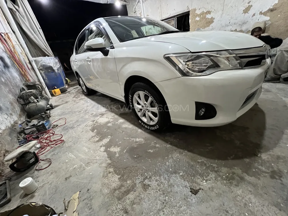 Toyota Corolla Axio 2013 for sale in Quetta