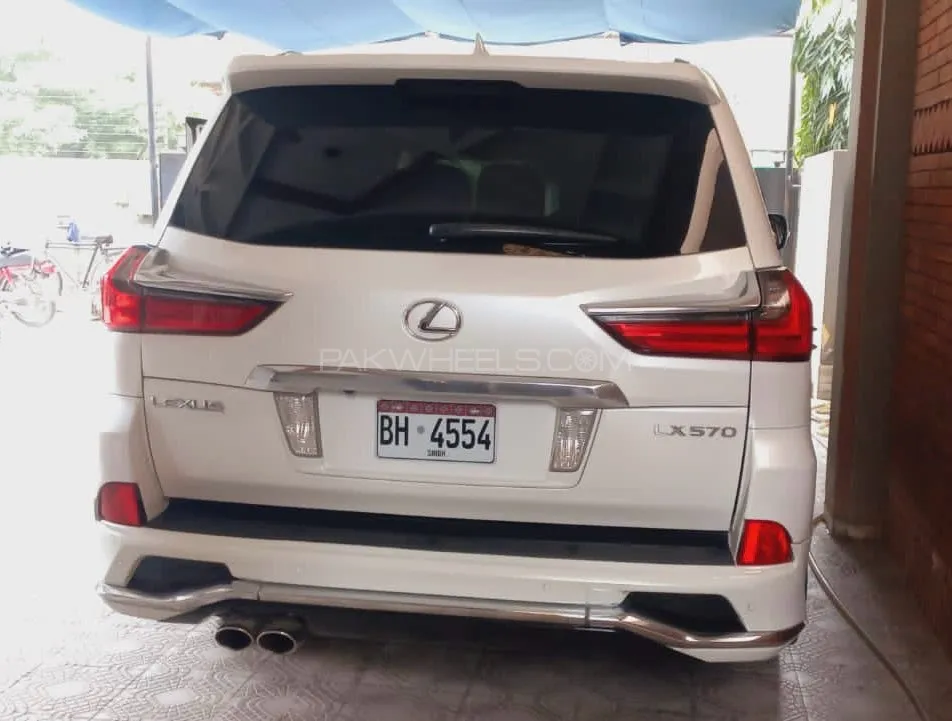 Lexus LX Series 2015 for Sale in Lahore Image-1