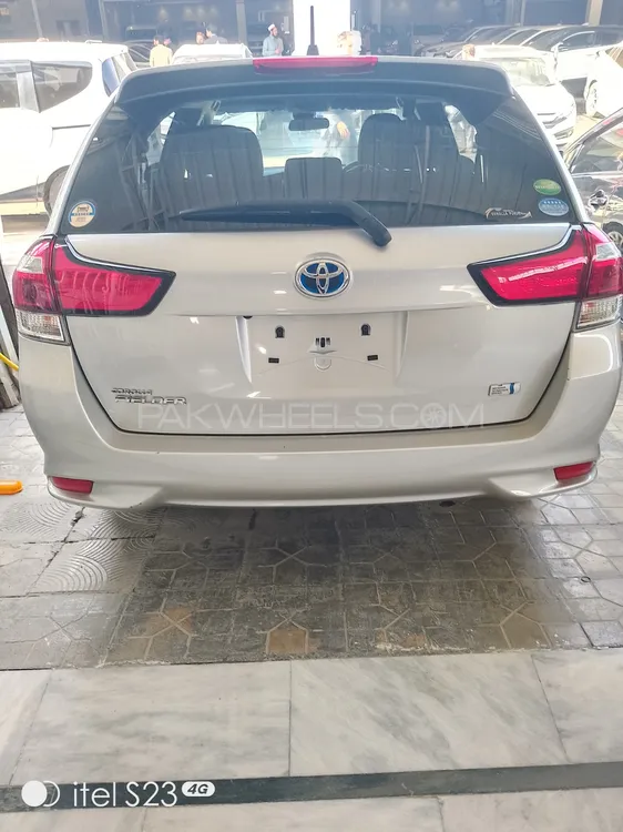 Toyota Corolla Fielder 2020 for sale in Peshawar