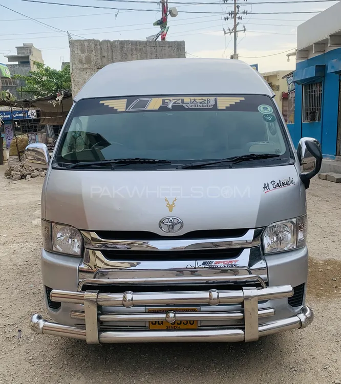 Toyota Hiace 2017 for sale in Karachi