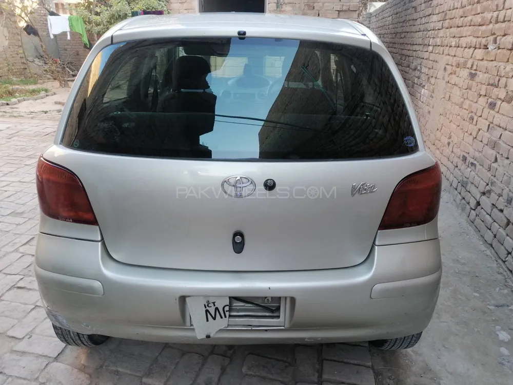 Toyota Vitz 2002 for sale in Kohat