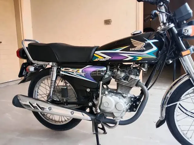 Honda deluxe 125 new deals model 2020