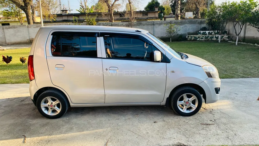 Suzuki Wagon R 2017 for Sale in Nowshera cantt Image-1