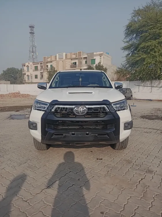 Toyota Hilux 2004 for Sale in Sahiwal Image-1