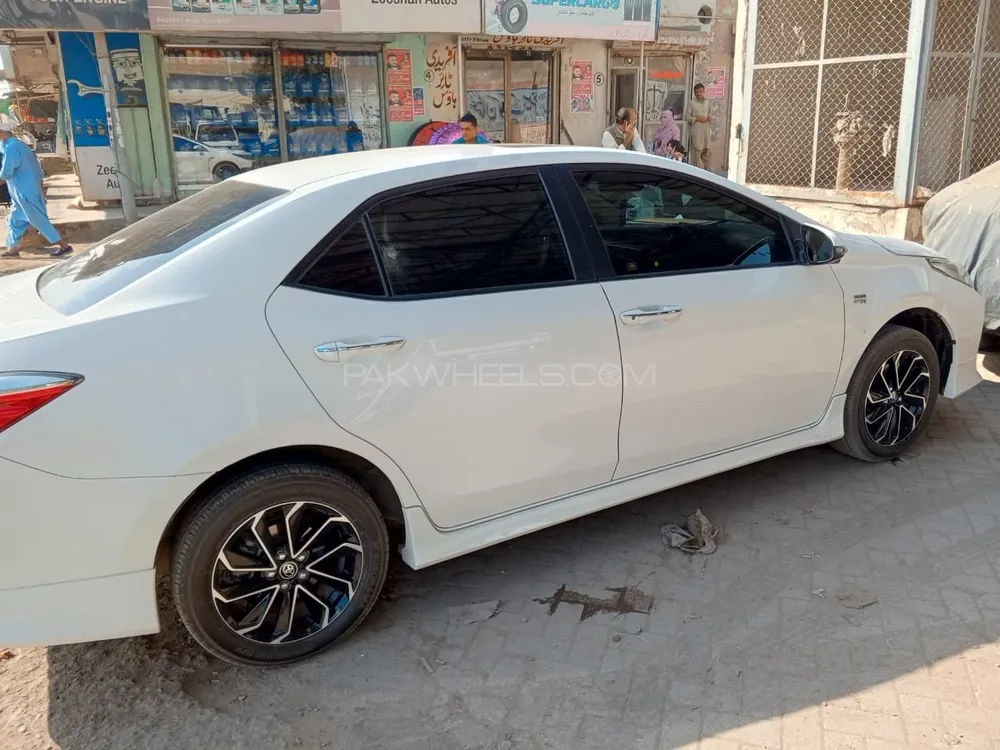 Toyota Corolla 2024 for Sale in Karachi Image-1