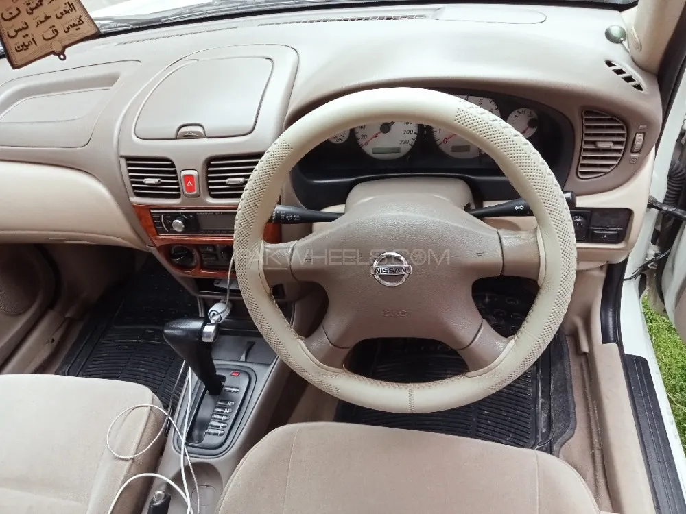 Nissan Sunny 2005 for Sale in Abbottabad Image-1