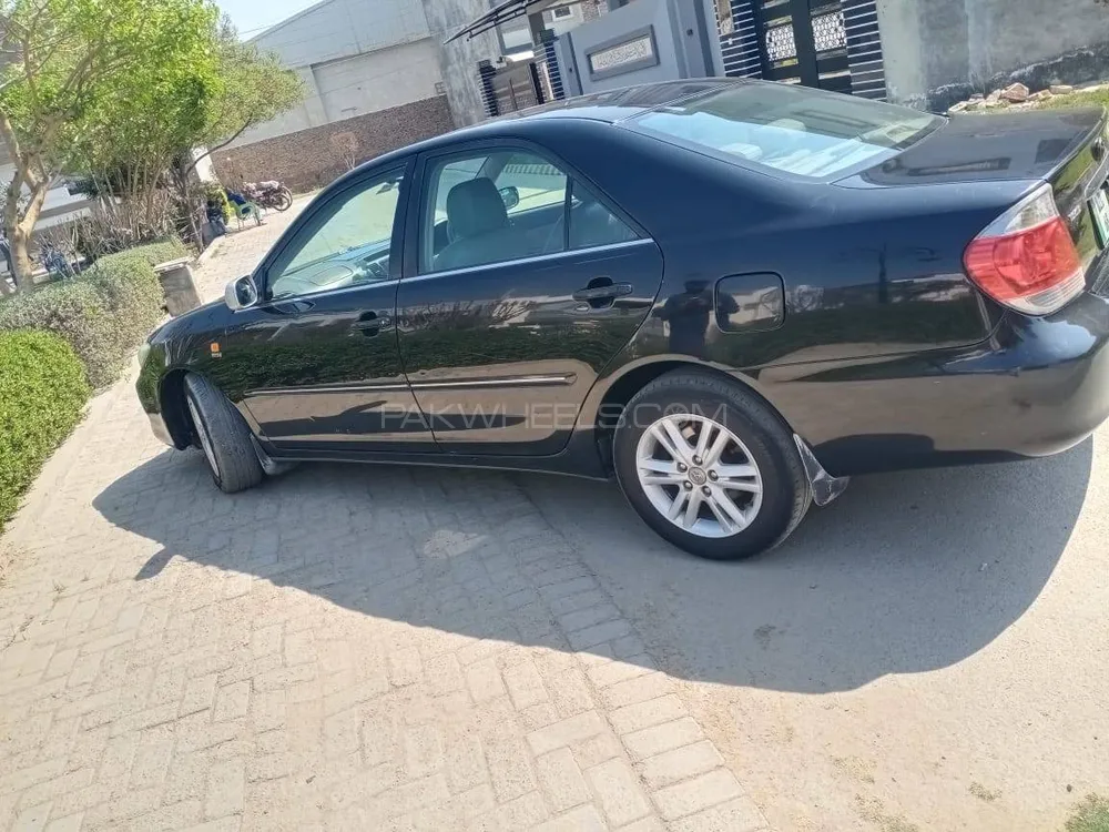 Toyota Camry 2005 for Sale in Arifwala Image-1