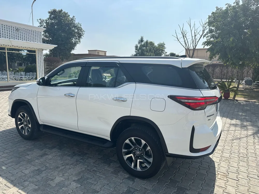 Toyota Fortuner 2022 for Sale in Layyah Image-1