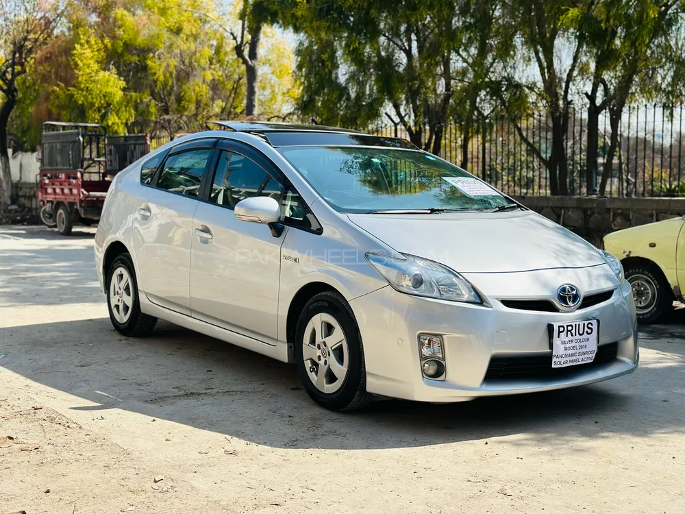 Toyota Prius 2010 for sale in Swat
