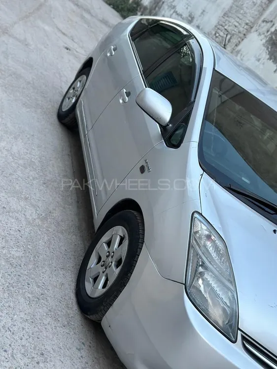 Toyota Prius 2008 for sale in Sahiwal