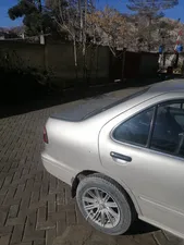 Nissan Sunny 2000 for Sale