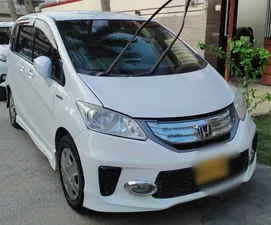 Honda Freed 2013 for Sale
