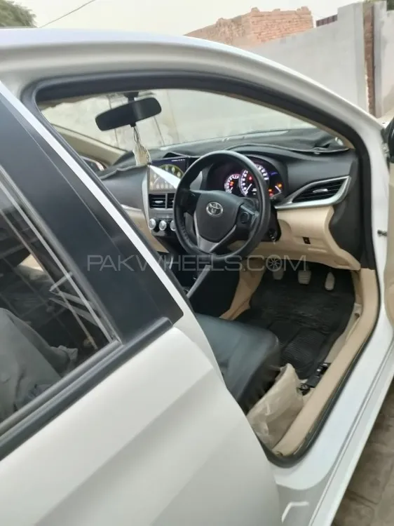 Toyota Yaris 2021 for Sale in Kabirwala Image-1